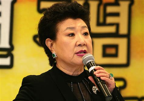 hyun mi porn|Singer Hyun.